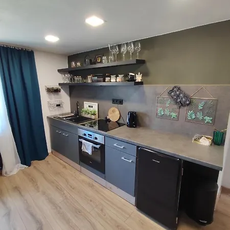 Dian Feelhome Апартаменты Banska Bela