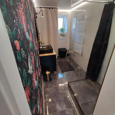 Dian Feelhome Appartement *