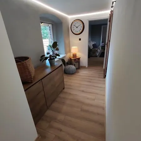 Dian Feelhome Banska Bela