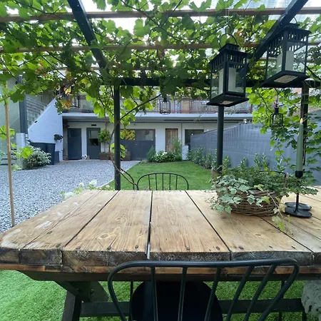 Dian Feelhome Apartment *